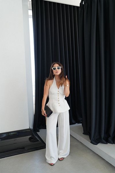 Özge Özgenç Linen Vest Trousers Set
