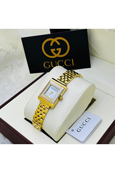 Watch A sophisticated wristwatch that combines elegance and precision