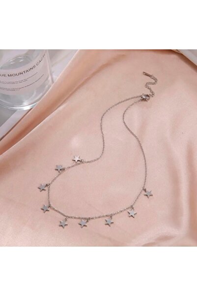 Generic Brand Enhance Your Shine with the Shiny Star Chain Necklace