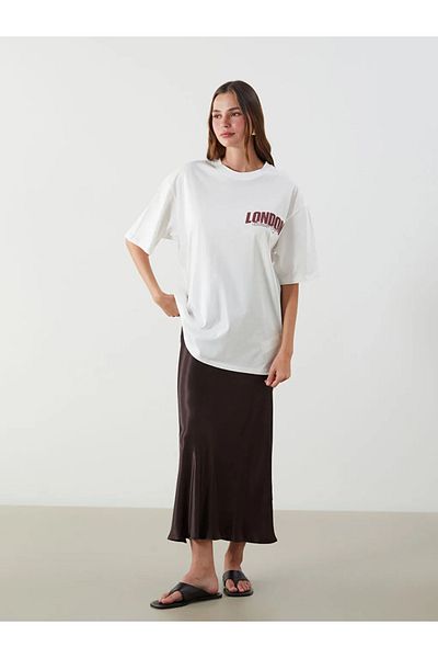 LC Waikiki Tricou oversize pentru femei LCW Vision Ekru cu Gât Rotund Imprimat Londra
