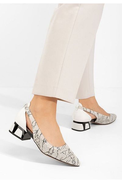 B T Shoes Pantofi cu toc mic Rehise bej