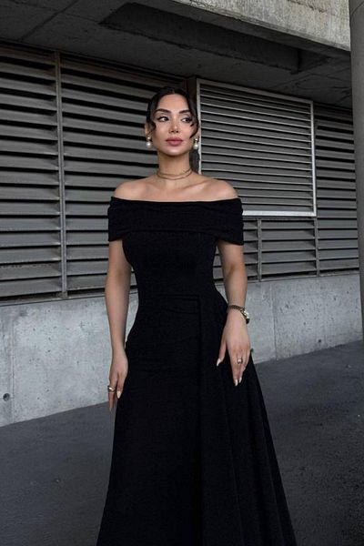 Mossta Madonna Collar Tailed Glitter Evening Dress - Black