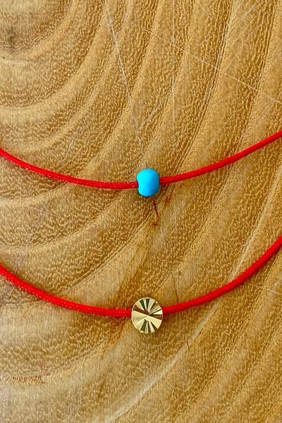 Shepidi 2-Piece Blue Beaded Red String Anklet with Cutout Round Gold Figure