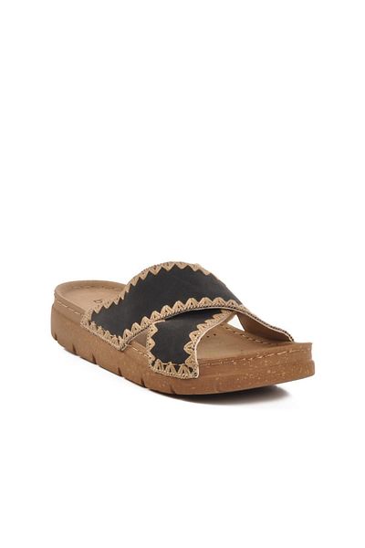 BENTO 117014 Women's Cross Embroidered Thick Sole Comfort Slippers
