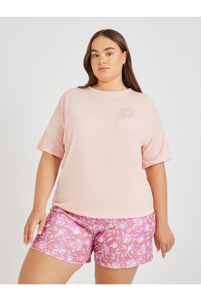 Styli Plus Size Back Graphic Print T-Shirt and All-Over Fruit Print Shorts Set