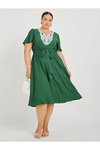 Styli Plus Size Lace Neckline Textured Midi Dress