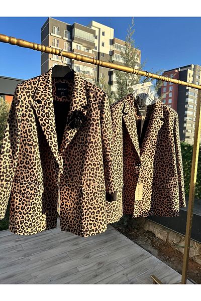KARTON سترة كبيرة الحجم بنقشة الفهد