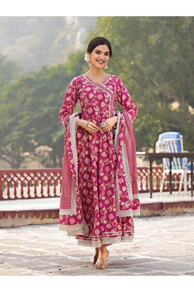 Ishin By Styli Floral Print Cotton Kurta with Trousers and Dupatta Set