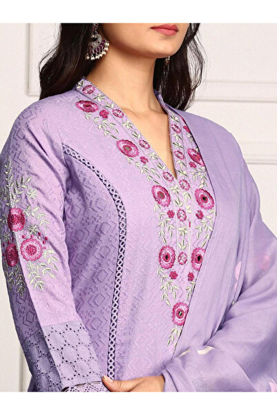 Ishin By Styli Embroidered Cotton Kurta with Trousers and Dupatta Set