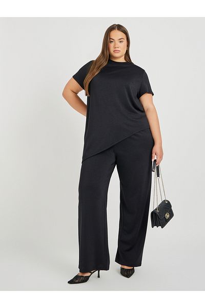 Styli Plus Size Solid Asymmetric Hem T-Shirt and Wide Leg Trousers Co-Ords