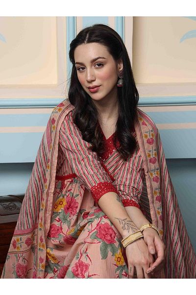Ishin By Styli Floral Print Kurta with Trousers and Dupatta Set