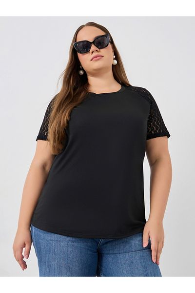 Styli Plus Size Solid Lace Short Sleeve Longline T-Shirt