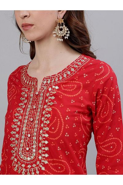 Ishin By Styli Embroidered Notch Neck Kurta with Skirt and Dupatta Set