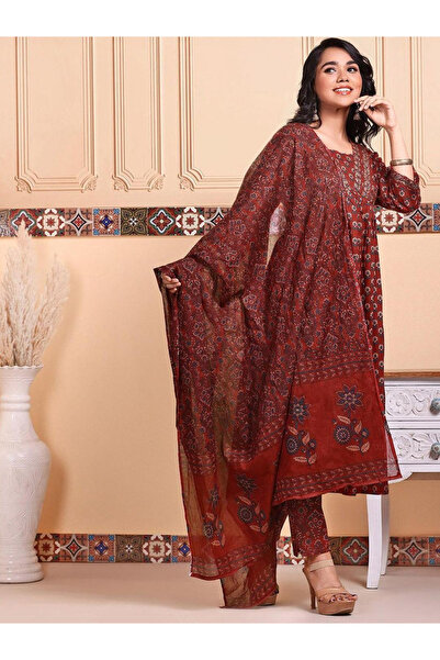 Ishin By Styli Floral Print Cotton Kurta with Trousers and Dupatta Set