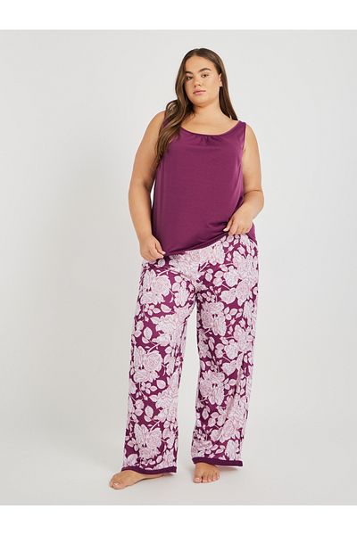 Styli Plus Size Gathered Swing Cami and All-Over Floral Print Pyjama Set
