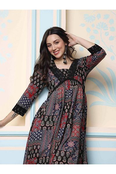 Ishin By Styli Printed A-Line Kurta with Trousers Set