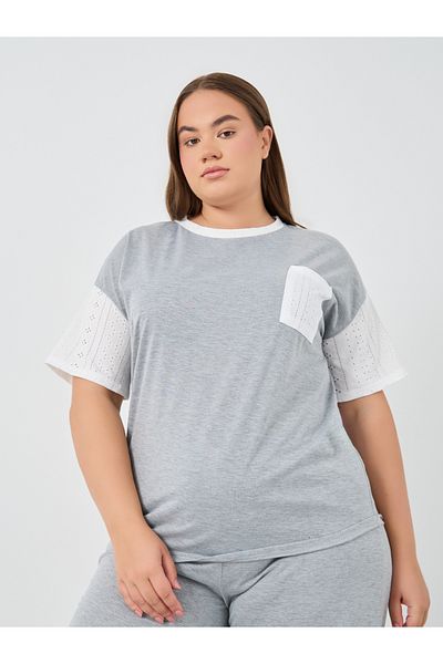 Styli Plus Size Schiffli Sleeve T-Shirt and Pyjama Set