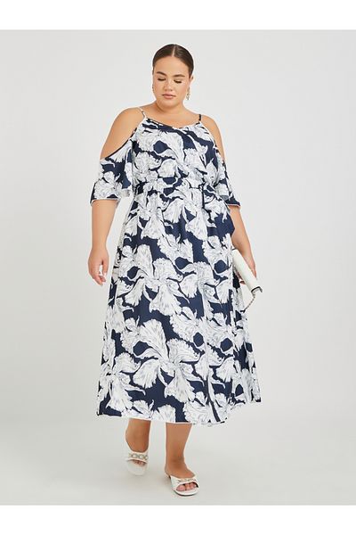 Styli Plus Size Cold Shoulder Floral Print Maxi Dress