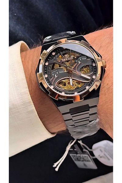 Reward Brand Automatic Wristwatch