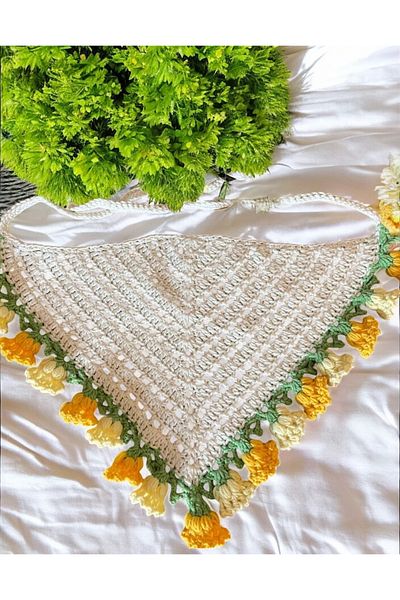 ZAHandmade Tulip Bandana Model