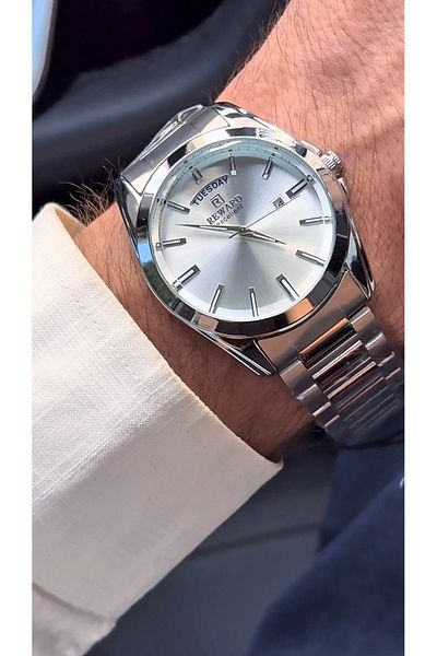 Reward Brand Wristwatch