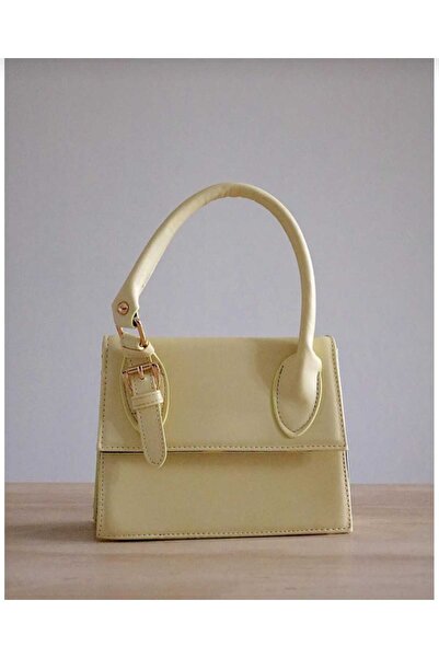 Women's Hand and Shoulder Bag with Belt Detail Cover