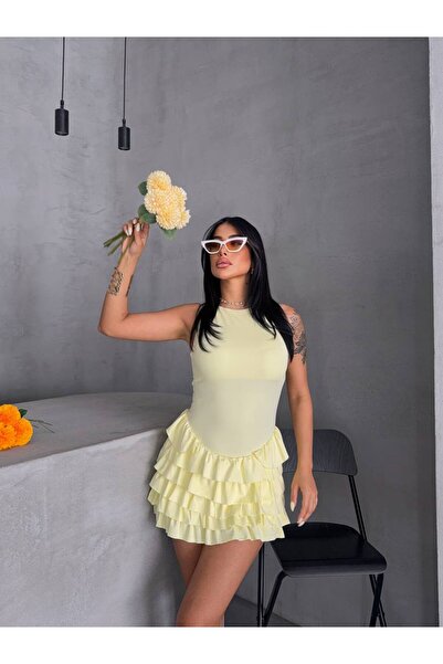 ILLE Halter Yaka Fırfırlı Elbise