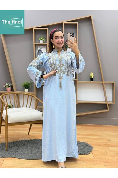 Genrics Embroidered linen jalabiya on the chest and sleeves with a comfortable, modern design