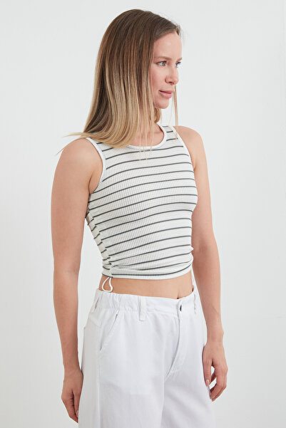 Fulla Moda Ριγέ γιακά με πώματα στα πλαϊνά