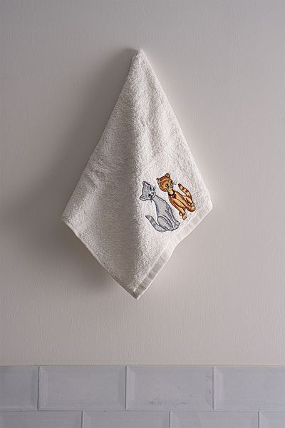 Nazik Home Safari Cat Embroidered Hand Towel (30 X 50 cm)