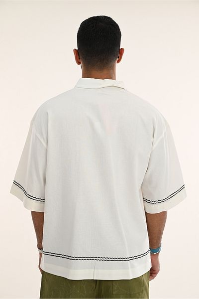 SWAG SA Summer shirt with distinctive and unique embroidery and short sleeves
