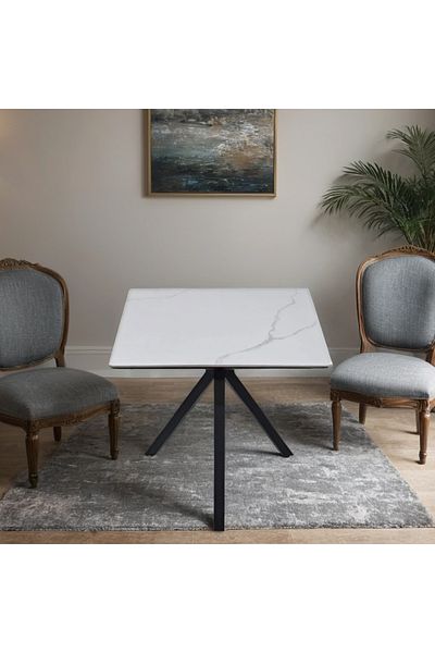 Ch Cafe table