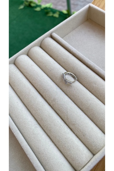 Nilperi xoxo model halka çelik kıkırdak earcuff küpe