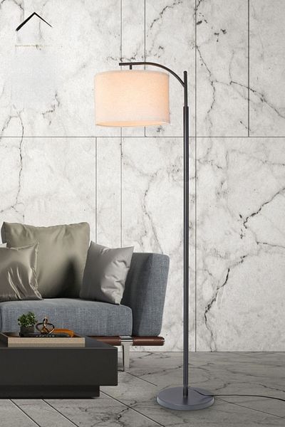 DEC14 Floor lamp with an elegant and modern design