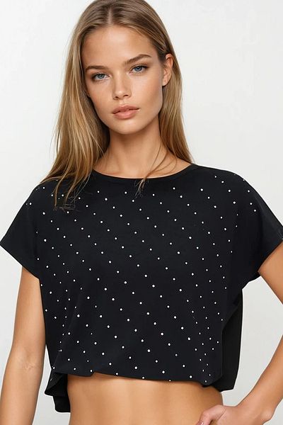 VAGGON Women's Black Crew Neck Stone Embroidered Zero Sleeve T-Shirt Prmx13541