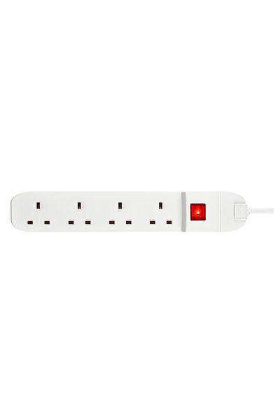 Masterplug سلك تمديد قابل لإعادة التوصيل بأربعة مقابس، 13 أمبير، مع مفتاح، أبيض - 5 أمتار، حماية من الحمل الزائد