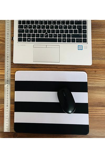 OneZero لوحة ماوس مرايا مقاس 25 × 30 غير قابلة للانزلاق باللون الأسود والأبيض