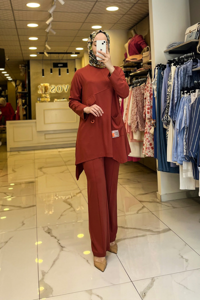 Vosse Tığ Triko Kiremit Asimetrik Kesimli Aksesuar Detaylı Takım