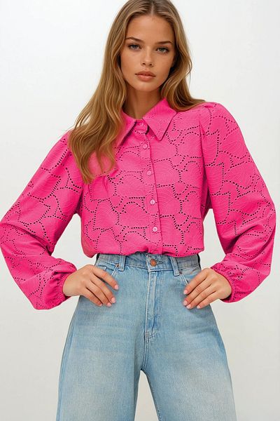 VAGGON Women's Fuchsia Guipure Woven Premium Shirt Prmx4366