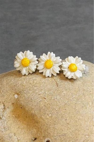 Uretti - Hülya 6683 4149 Handmade Polymer Clay White Daisy Flower Designed Hair Clip / 6 cm