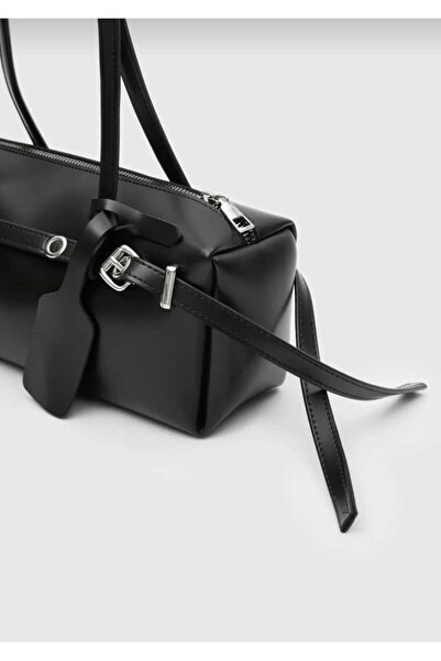 Efe Kemer Detaylı Omuz Ve Kol Çanta Tek Gözlü 30x18 Cm