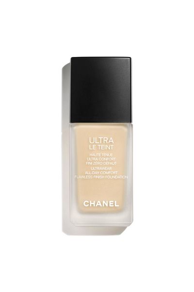 Chanel Ultra Le Teint Fluide Foundation Ultra Hold, Comfort