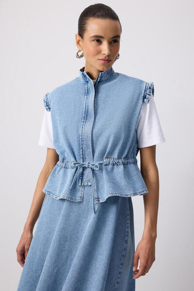 Touché Privé Denim Vest Skirt Suit with Tie Waist