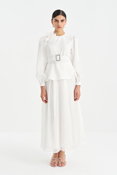 Nihan Taş Kemerli Etek Bluz Takım Beyaz