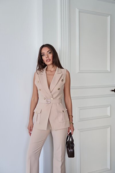 Swass Valoria Gold Belt Detailed Suit Beige