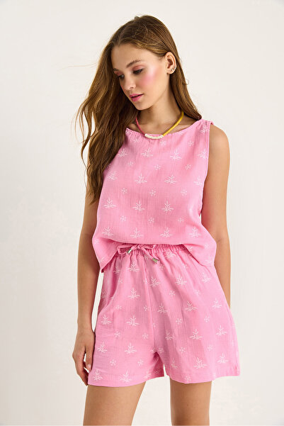 Bianco Lucci Women's Thick Strap Blouse Elastic Waist Pocket Shorts Self Flower Embroidered Muslin Set 60282018