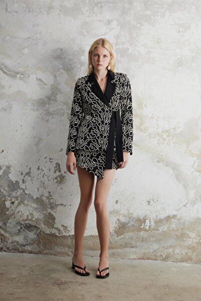 By Mare Style Emrovic-Asymmetric Patterned Belted Jacket