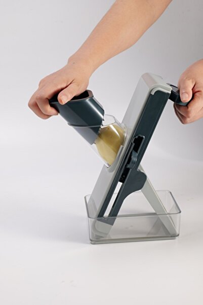 Parfait 4-in-1 Multifinctional Mandoline Vegetable Slicer White and Black 600ml