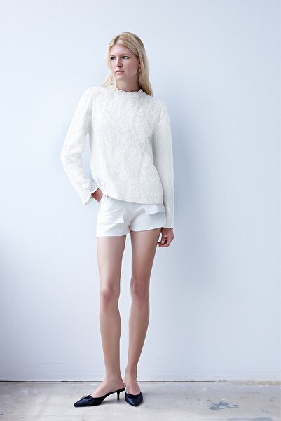 By Mare Style Garland-Laced Pure Cotton White Blouse