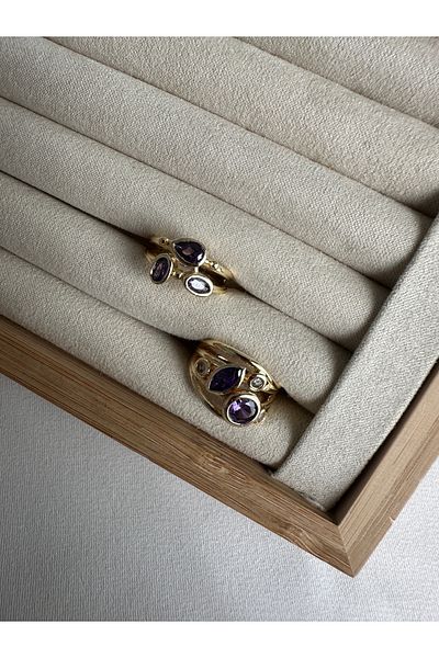 ringbox Set of 2 Purple Colored Stone Rings
